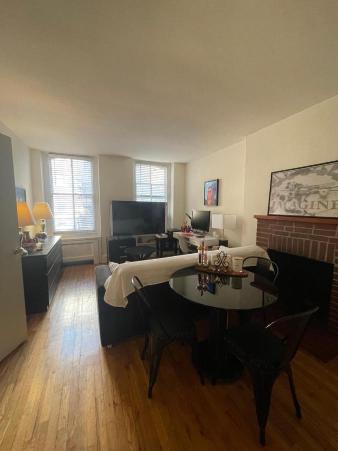 Cozy Place In Midtown Nyc Ню Йорк Екстериор снимка