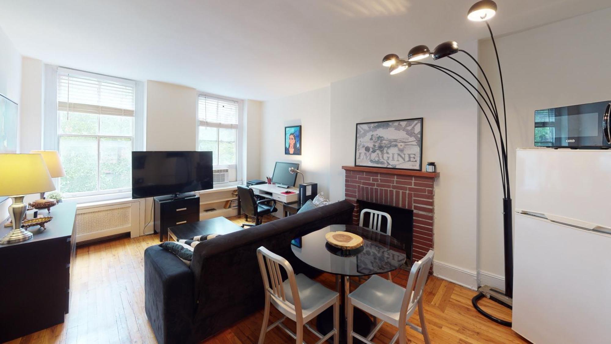 Cozy Place In Midtown Nyc Ню Йорк Екстериор снимка