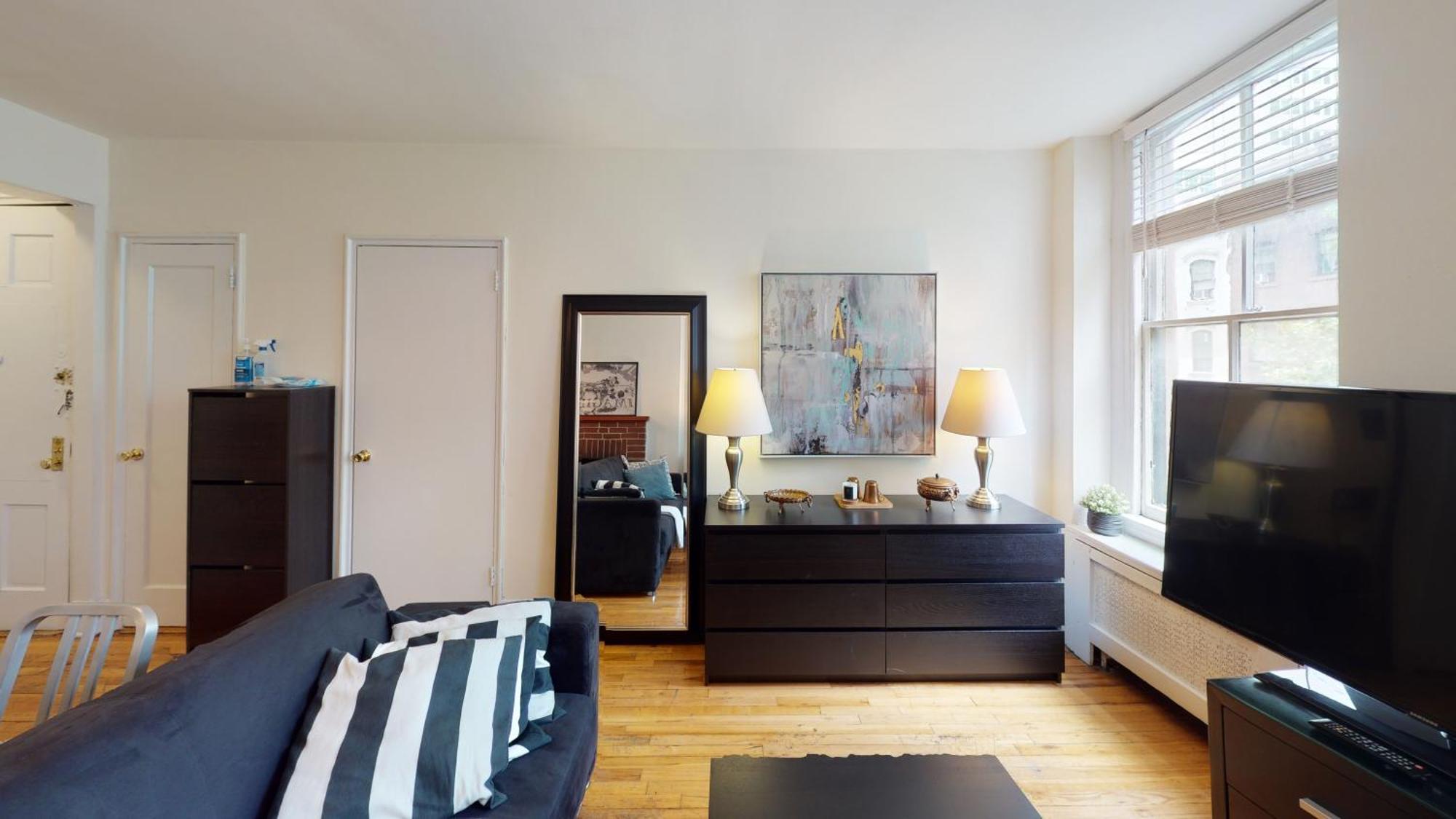 Cozy Place In Midtown Nyc Ню Йорк Екстериор снимка