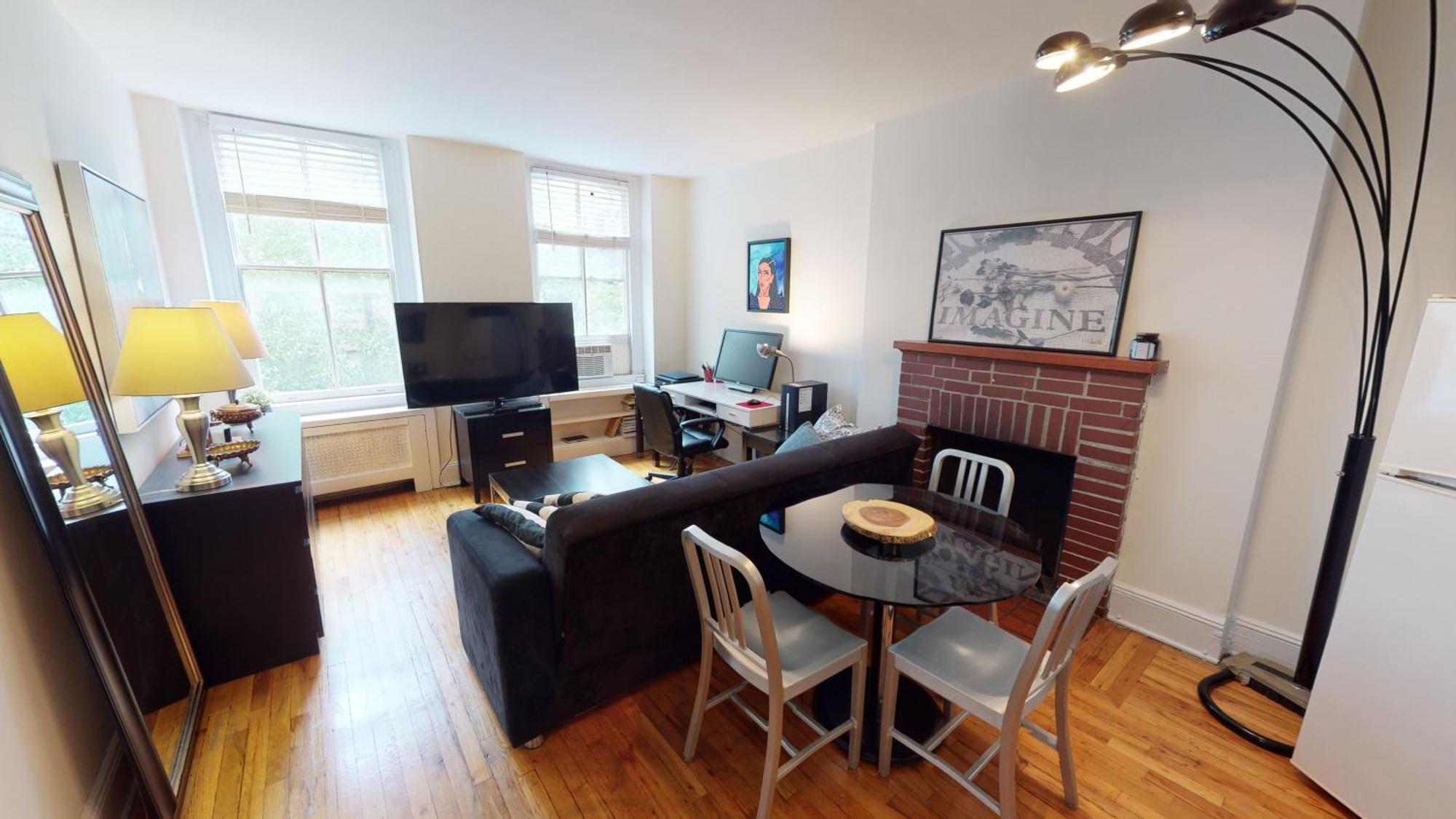 Cozy Place In Midtown Nyc Ню Йорк Екстериор снимка